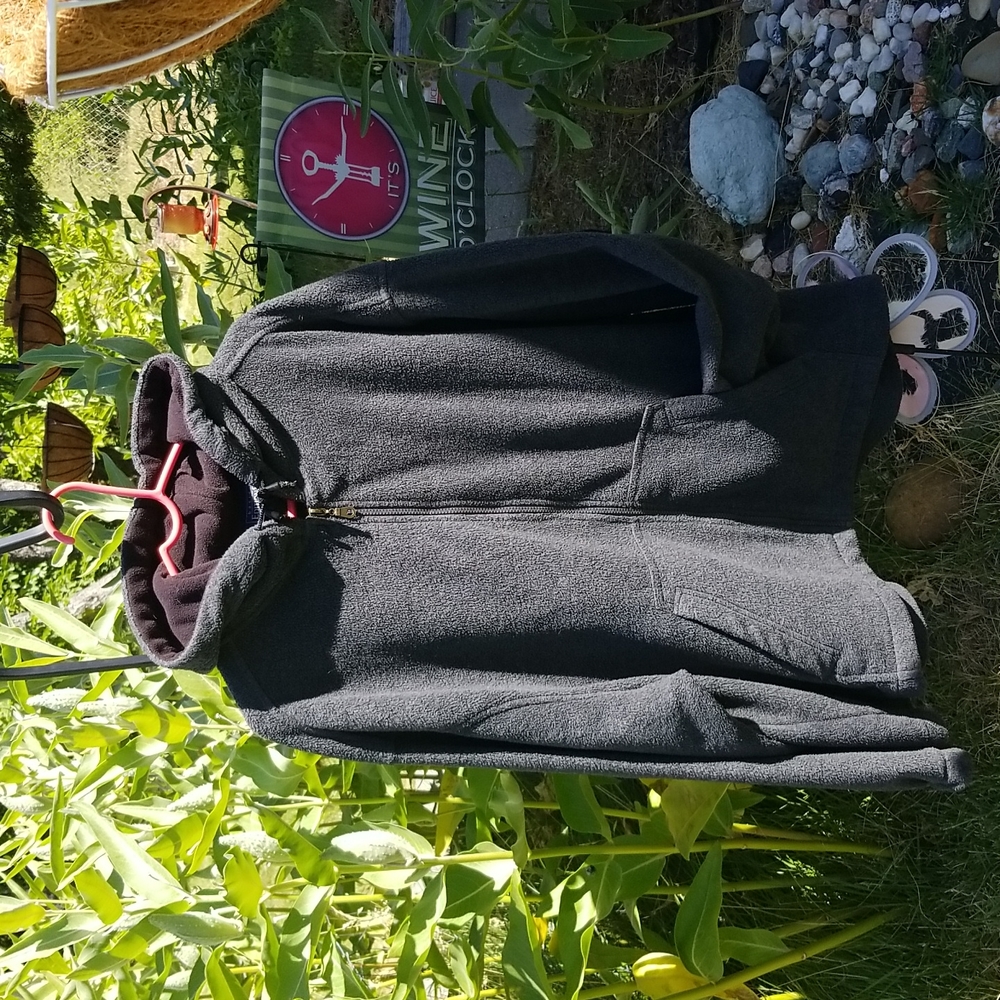 🧥BASIC EDITIONS HOODED SWEATSHIRT